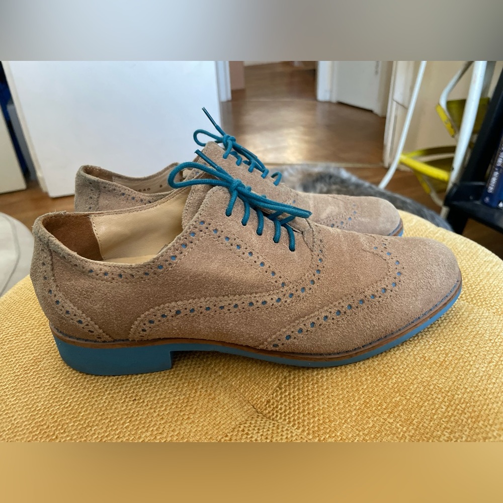Cole Haan women’s Oxford 8B tan